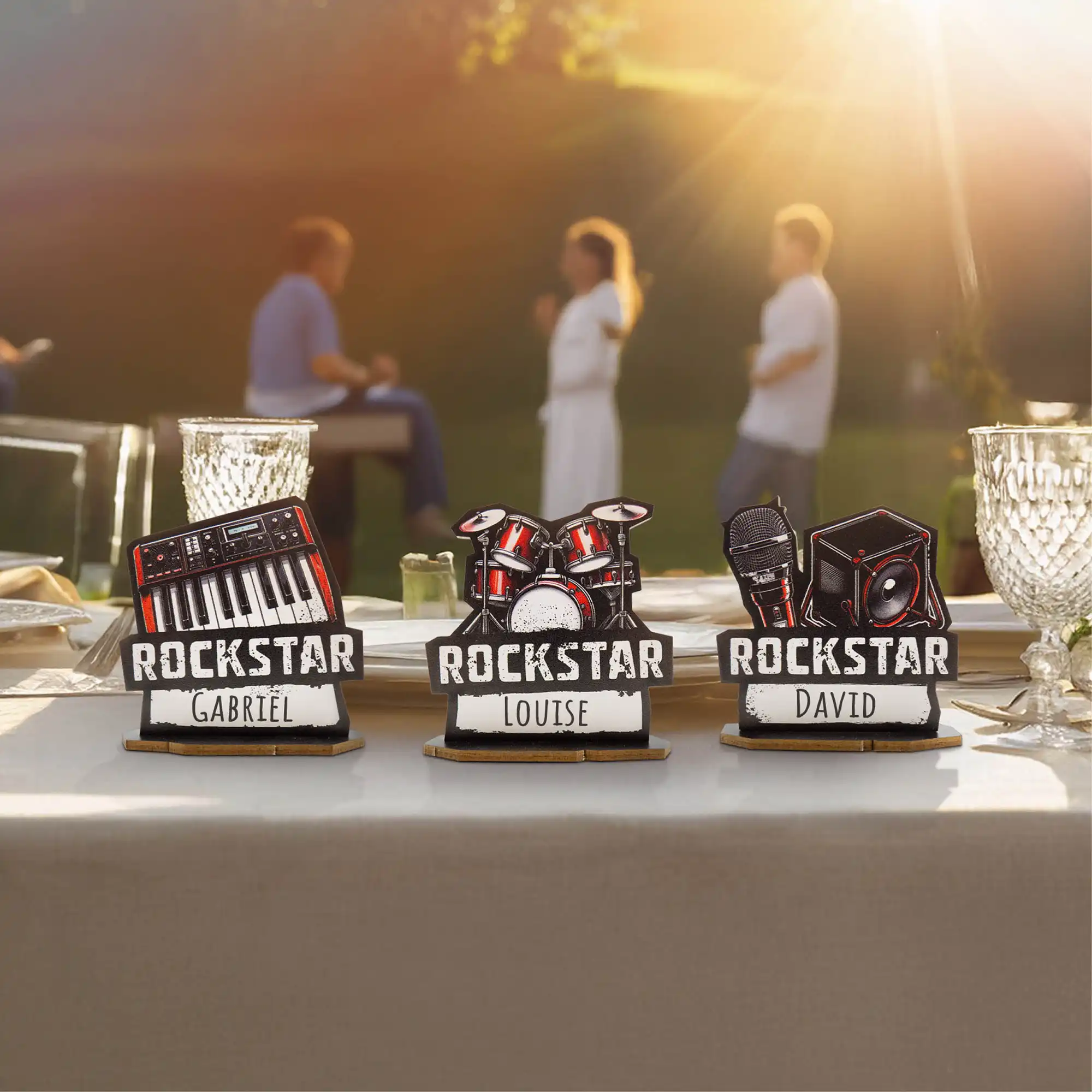 7_Namensschild_Tischkärtchen_Name_cards_marque-places_colocar_tarjetas_segnaposti_Rockstar_Geburtstag_Hochzeit_Party